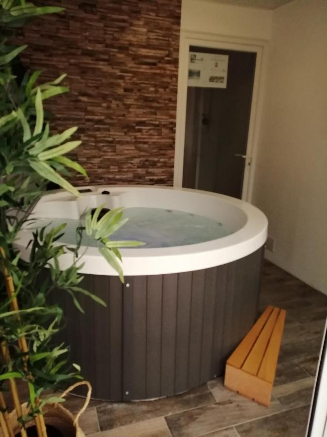 Villa Bord De Mer Avec Piscine Et Jacuzzi Pénestin Exterior photo